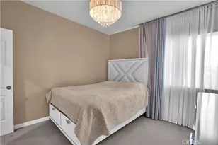 6921 Kian Ct, Van Nuys, CA 91406 - Photo 25