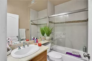 6921 Kian Ct, Van Nuys, CA 91406 - Photo 17