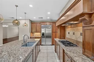 26525 Craftsmen Ct, Saugus, CA 91350 - Photo 15