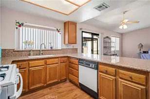 43141 Sunny, Lancaster, CA 93536 - Photo 11