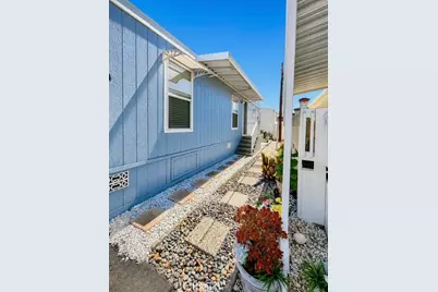 7800 Balboa, Van Nuys, CA 91406 - Photo 3