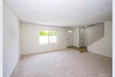 24223 La Glorita Circle, Newhall, CA 91321 - Photo 9