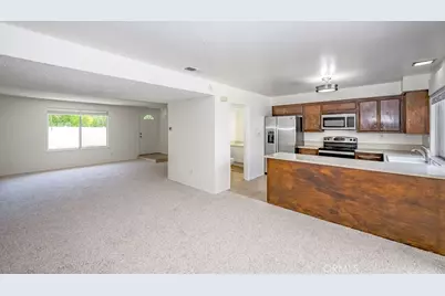 24223 La Glorita Circle, Newhall, CA 91321 - Photo 13