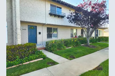 24223 La Glorita Circle, Newhall, CA 91321 - Photo 5