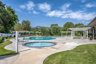 24223 La Glorita Cir, Newhall, CA 91321 - Photo 33