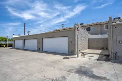 24223 La Glorita Circle, Newhall, CA 91321 - Photo 37