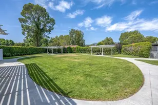 24223 La Glorita Cir, Newhall, CA 91321 - Photo 35