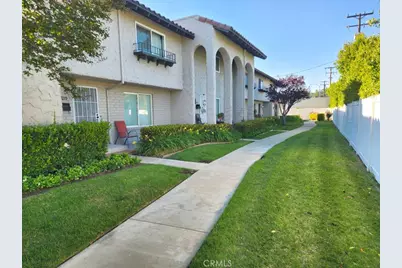 24223 La Glorita Circle, Newhall, CA 91321 - Photo 3