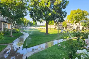 24223 La Glorita Cir, Newhall, CA 91321 - Photo 7