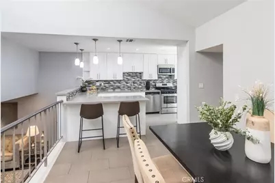 4327 Freedom #5, Calabasas, CA 91302 - Photo 7