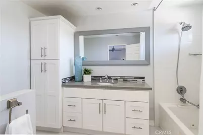 4327 Freedom #5, Calabasas, CA 91302 - Photo 13