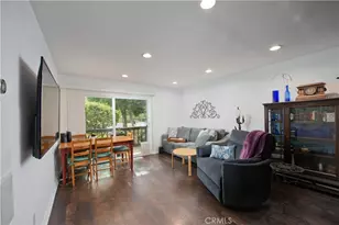 23515 Lyons, Valencia, CA 91355 - Photo 3