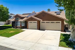40053 Lloyds Ct, Palmdale, CA 93551 - Photo 3