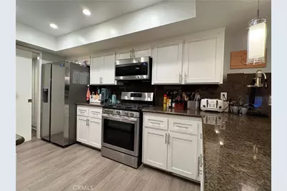 822 W Foothill Boulevard #C, Monrovia, CA 91016 - Photo 13