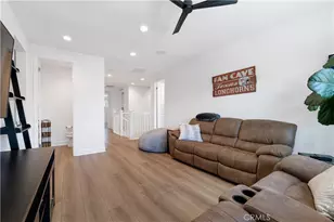 21611 Canyon Cv, Chatsworth, CA 91311 - Photo 29