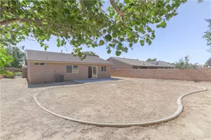 45704 Palm, Lancaster, CA 93535 - Photo 19