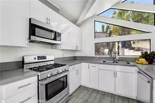 8742 Azul, West Hills, CA 91304 - Photo 7