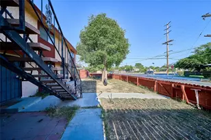 1011 W Ave H12, Lancaster, CA 93534 - Photo 3