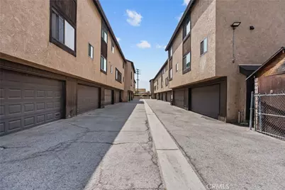 14401 Plummer, Panorama City, CA 91402 - Photo 37