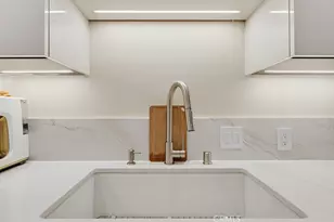 851 N San Vicente Blvd, West Hollywood, CA 90069 - Photo 25