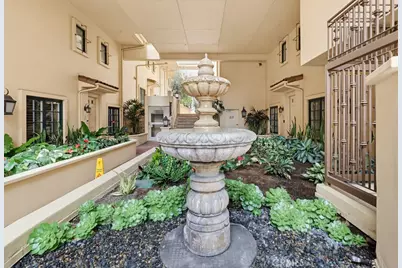 851 N San Vicente Boulevard #110, West Hollywood, CA 90069 - Photo 51