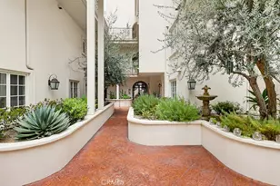 851 N San Vicente Blvd, West Hollywood, CA 90069 - Photo 3