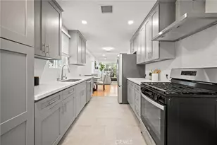 15445 Archwood St, Van Nuys, CA 91406 - Photo 11