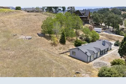 23500 Lakeview, Tehachapi, CA 93561 - Photo 7