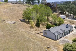 23500 Lakeview, Tehachapi, CA 93561 - Photo 7