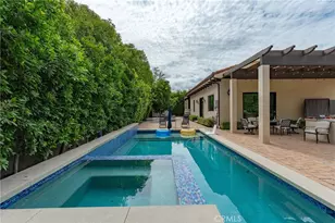 23042 Calvert St, Woodland Hills, CA 91367 - Photo 57