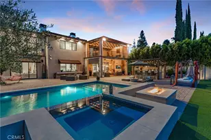 23042 Calvert St, Woodland Hills, CA 91367 - Photo 3
