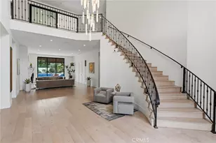 23042 Calvert St, Woodland Hills, CA 91367 - Photo 25