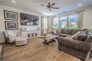 20726 Celadon Ct, Saugus, CA 91350 - Photo 15