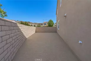 20726 Celadon Ct, Saugus, CA 91350 - Photo 33