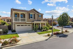 20726 Celadon Ct, Saugus, CA 91350 - Photo 3