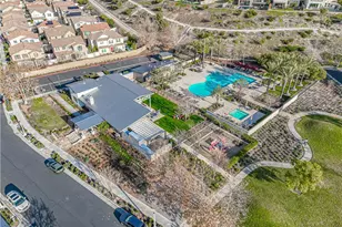 20726 Celadon Ct, Saugus, CA 91350 - Photo 47