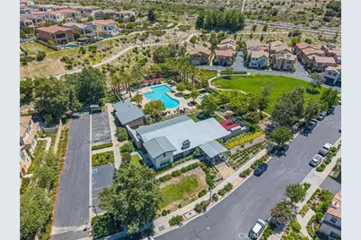 20726 Celadon Court, Saugus, CA 91350 - Photo 57