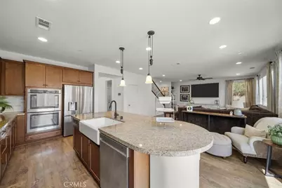 20726 Celadon Court, Saugus, CA 91350 - Photo 15