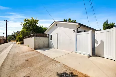 23046 W Saticoy Street, West Hills, CA 91304 - Photo 33