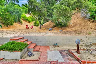 9522 Cedarvale Rd, Tujunga, CA 91042 - Photo 9