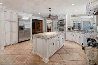 25006 Highspring Avenue, Newhall, CA 91321 - Photo 9