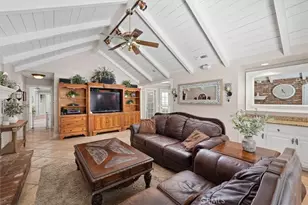 25006 Highspring Ave, Newhall, CA 91321 - Photo 13