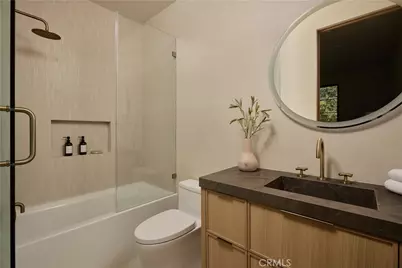 13024 Bloomfield Street, Studio City, CA 91604 - Photo 29