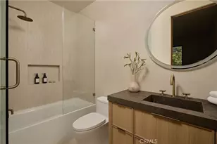 13024 Bloomfield St, Studio City, CA 91604 - Photo 29