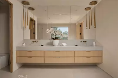 13024 Bloomfield Street, Studio City, CA 91604 - Photo 23