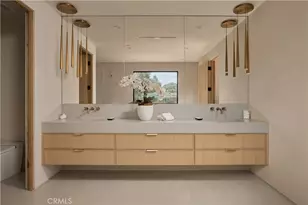 13024 Bloomfield St, Studio City, CA 91604 - Photo 23