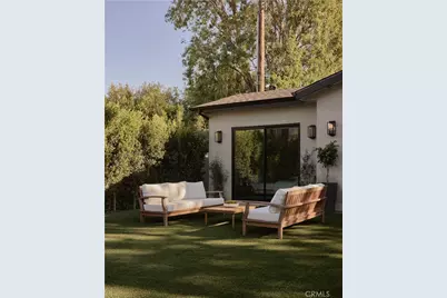 13024 Bloomfield Street, Studio City, CA 91604 - Photo 45