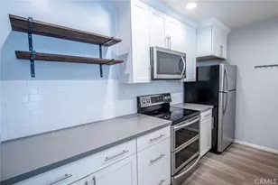 25715 Hogan Dr, Valencia, CA 91355 - Photo 7