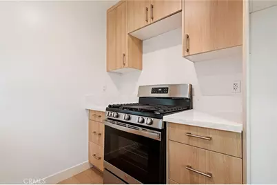 10911 Bluffside Drive #23, Studio City, CA 91604 - Photo 3