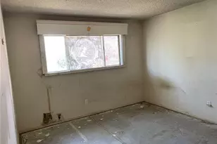 22235 Parthenia St, Canoga Park, CA 91304 - Photo 29